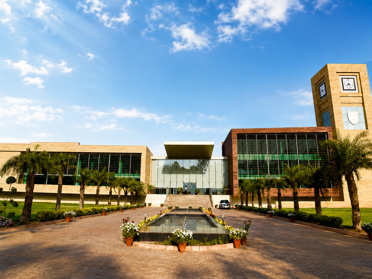 GD Goenka Signature School